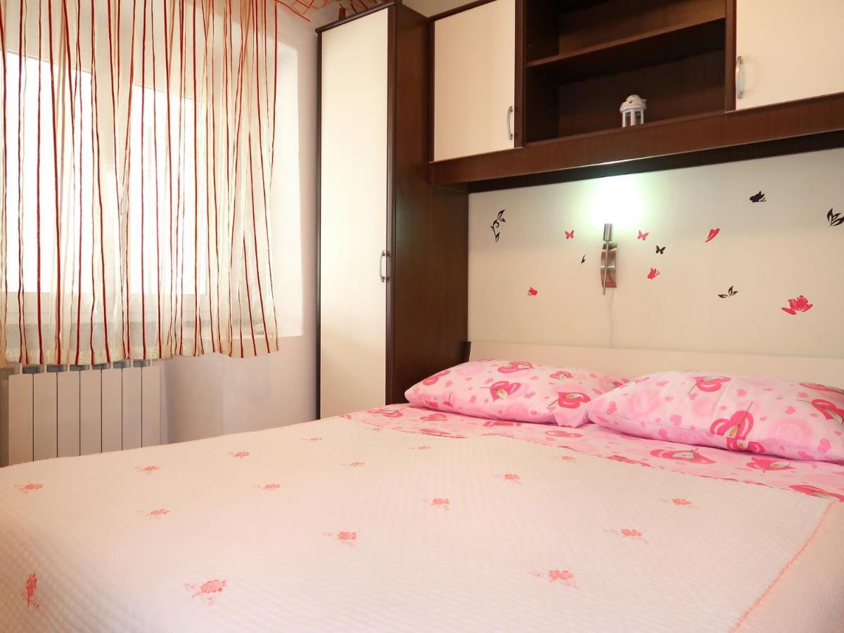 Holiday Home Mateja - Krk228 By Interhome Kornić Dış mekan fotoğraf
